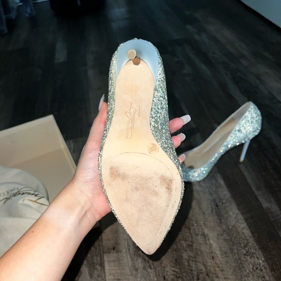 Vince Camuto Heels size 6.5 - Picture 6 of 6